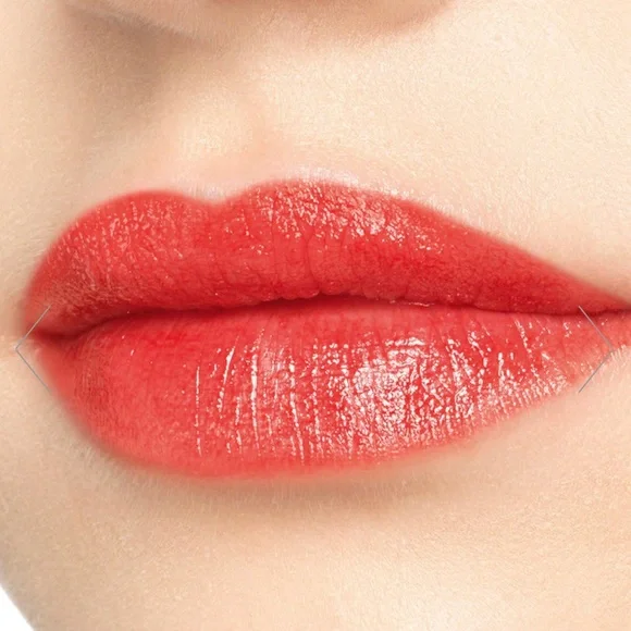 GUCCI ROUGE À LÈVRES VOILE LIPSTICK - GOLDIE RED - Picture 4 of 5